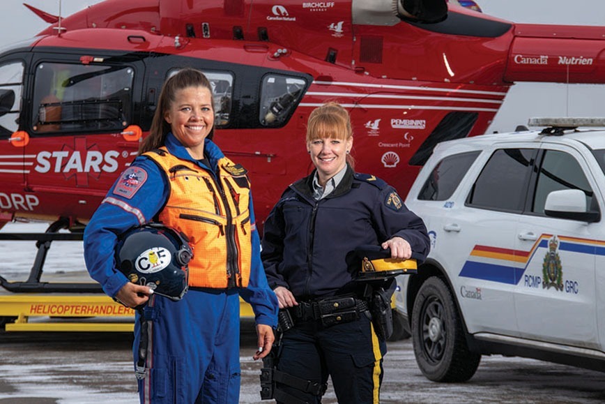 A portrait of STARS pilot Karla Armstrong and her sister, RCMP Corporal Gina Slaney